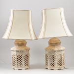 1070 6743 TABLE LAMPS